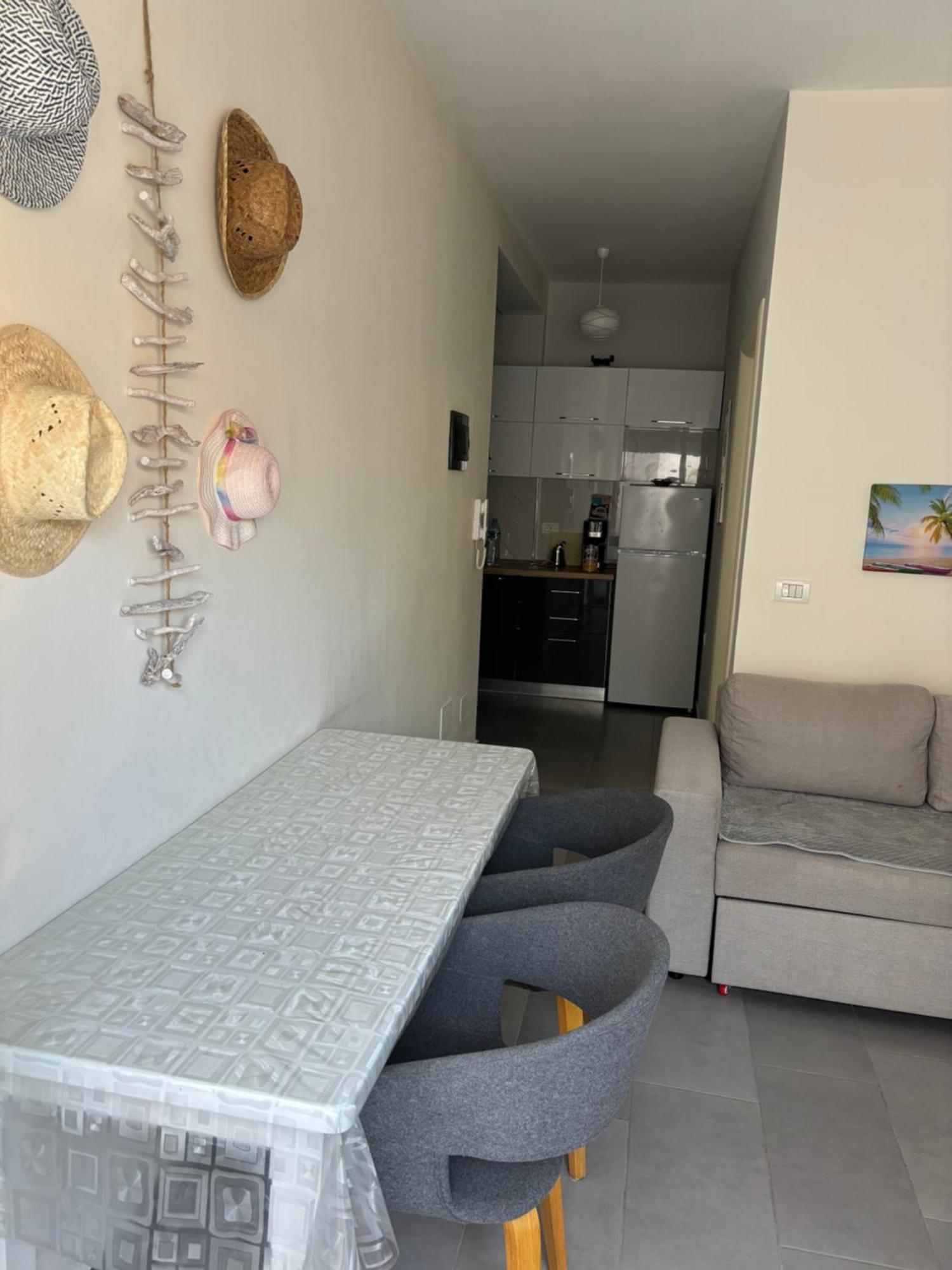 Apartament Kris In Durres Plazh المظهر الخارجي الصورة
